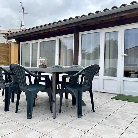 Maison 3 Pieces Au Coeur De Saint-pierre D'oleron, 6 Couchages - Fr-1-246a-359 Tatil Evi