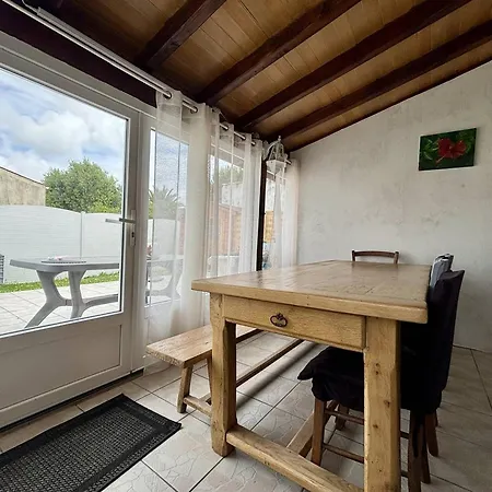 Maison 3 Pieces Au Coeur De Saint-pierre D'oleron, 6 Couchages - Fr-1-246a-359 Tatil Evi